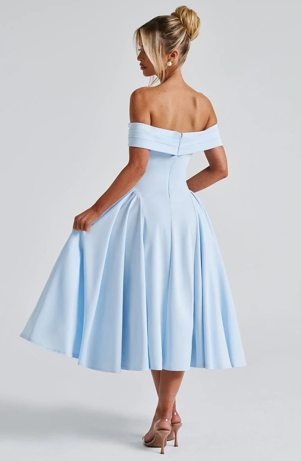 Minerva - Effortlessly Elegant Midi Dress