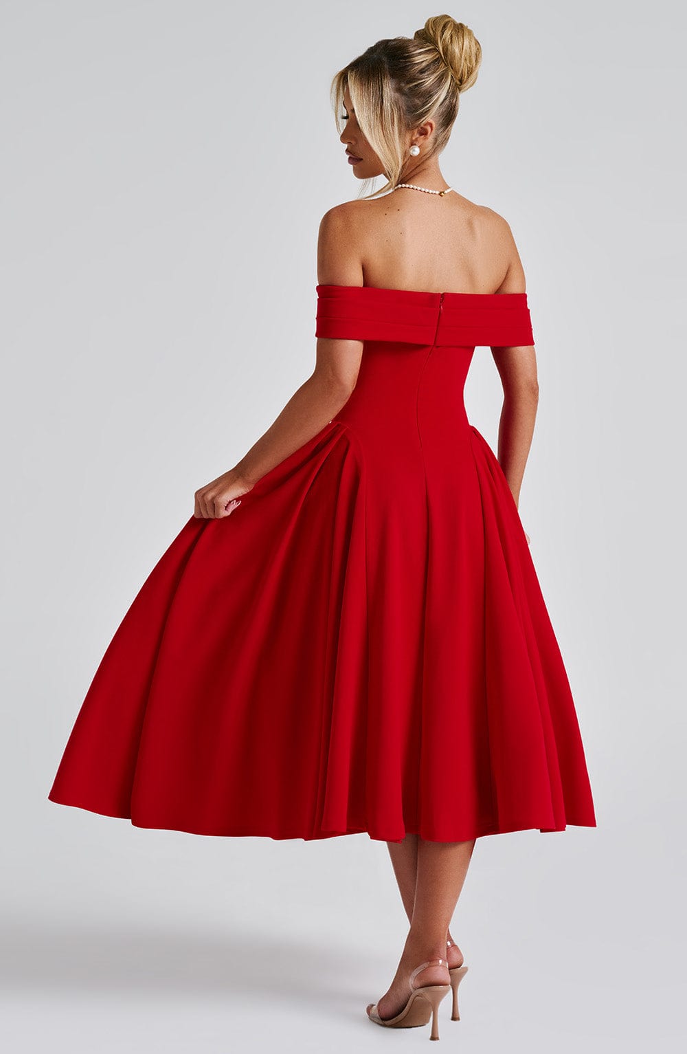 Minerva - Effortlessly Elegant Midi Dress